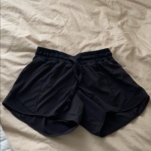 LULULEMON hotty hot shorts